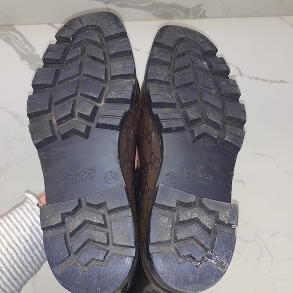 COPY - **Used**Gucci rain boots. - Picture 8 of 10